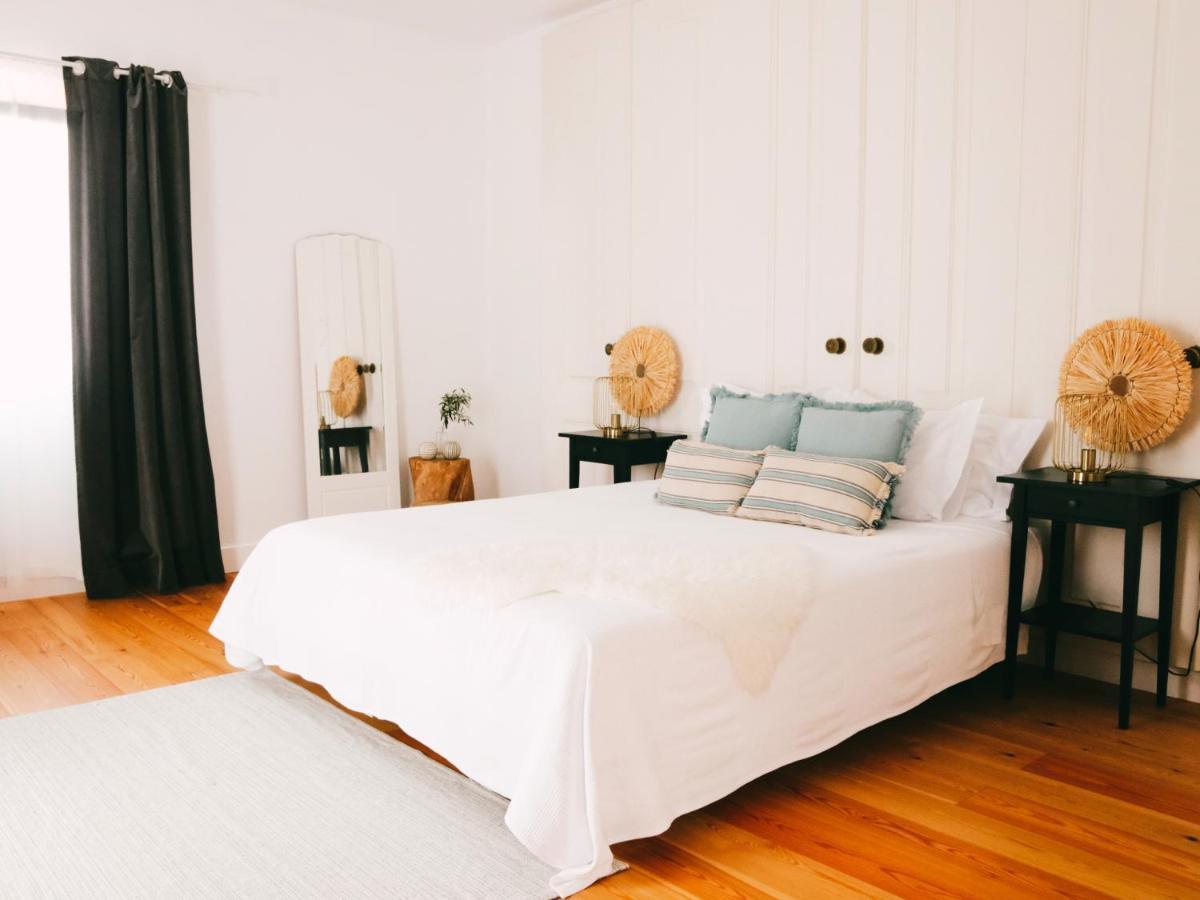 CAMBEIROS - Guest House Alenquer Extérieur photo